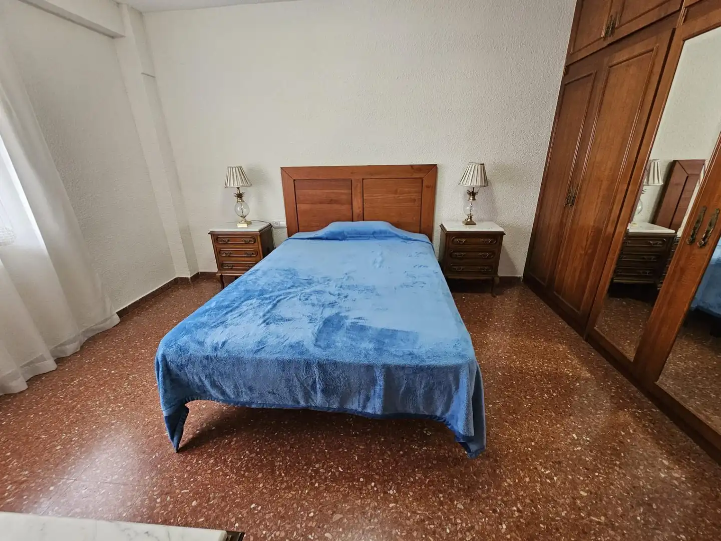 Bedroom of Flat for sale in Valencia  with Air Conditioner, Furnished and Balcony