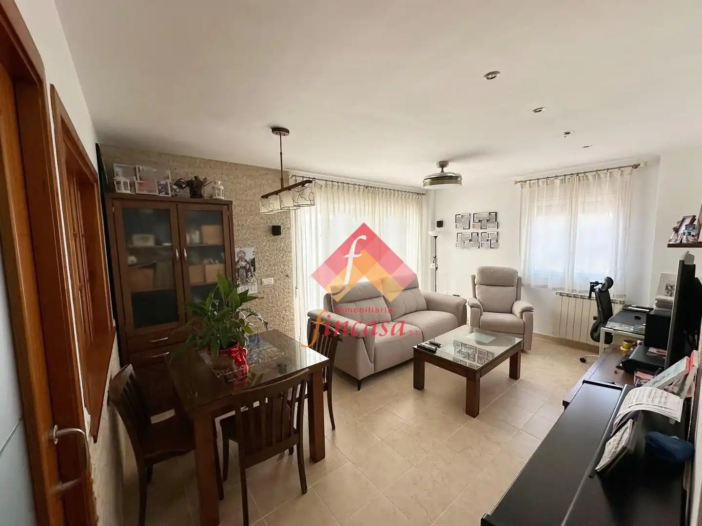 Sala d'estar de Pis en venda en Ronda amb Aire condicionat, Calefacció i Terrassa