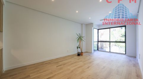 Foto 4 de Piso de alquiler en Castillejos - Cuzco, Madrid Capital