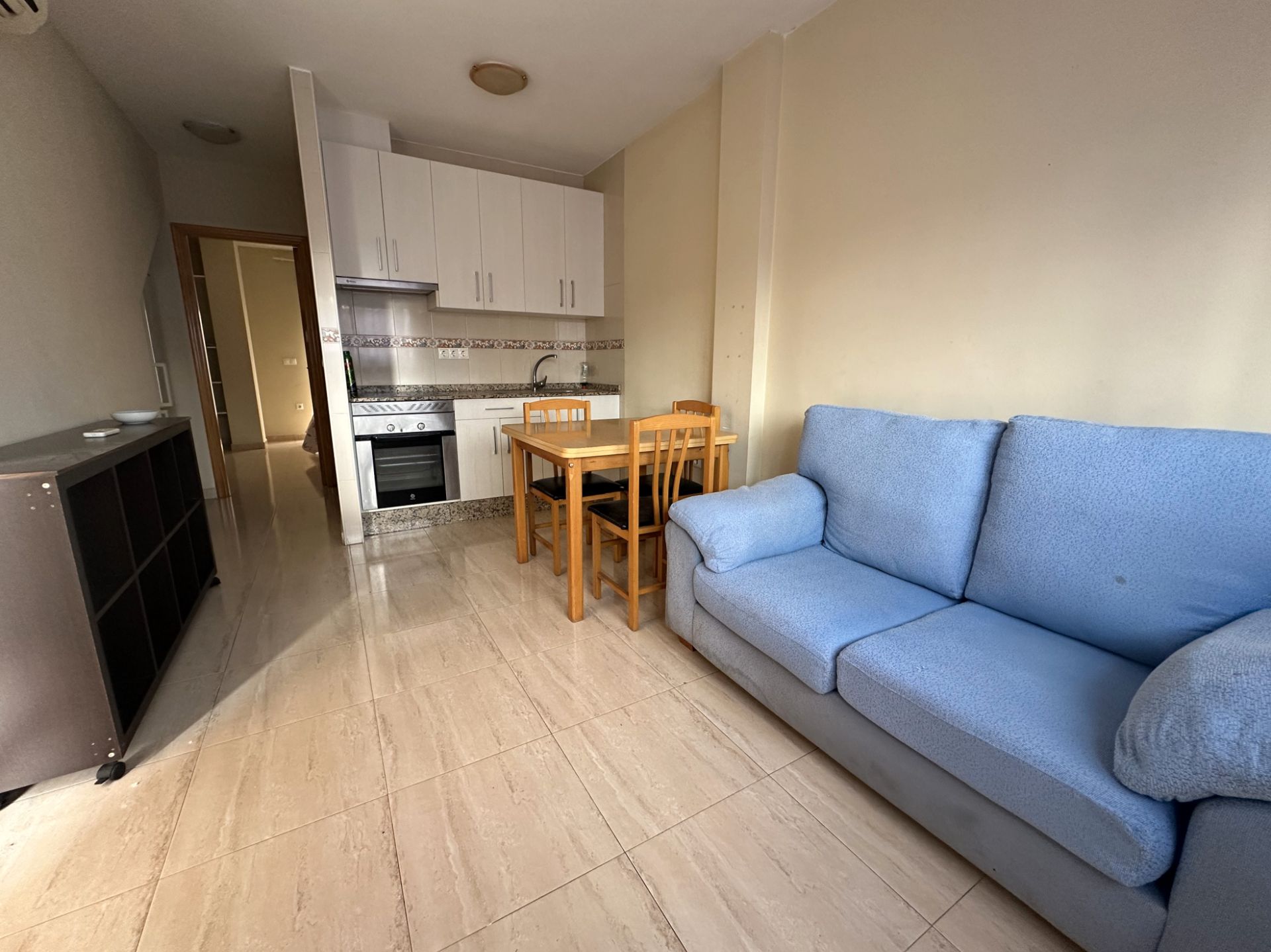 Living room of Apartment to rent in Cartagena  with Air Conditioner and Furnished