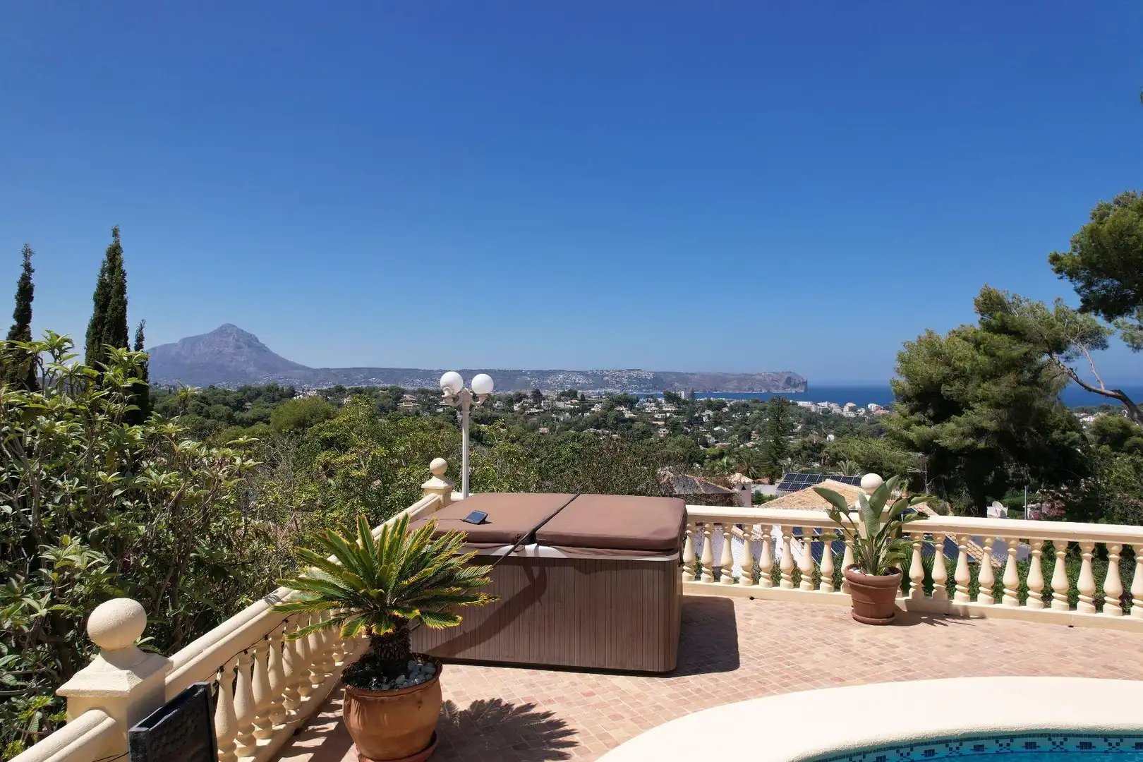 Terrace of Houses for sale in Jávea / Xàbia  with Air Conditioner, Heating and Private garden