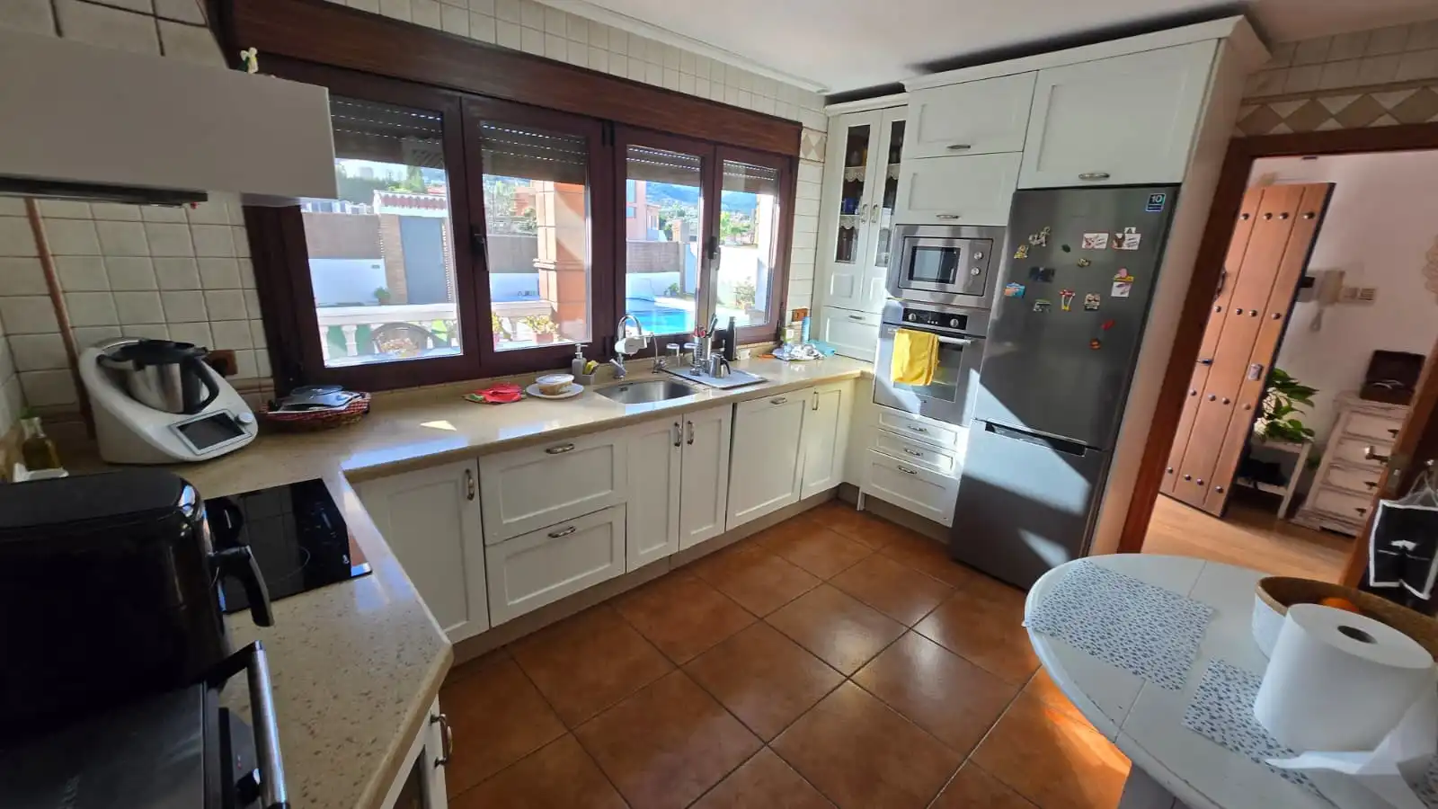 Cocina de Casa o chalet en venta en Alhaurín de la Torre con Aire acondicionado, Jardín privado y Terraza