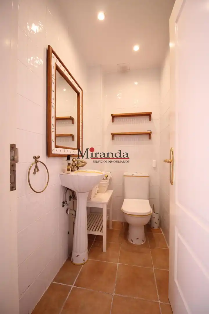 Baño de Casa o chalet de alquiler en Villaviciosa de Odón con Aire acondicionado, Calefacción y Terraza
