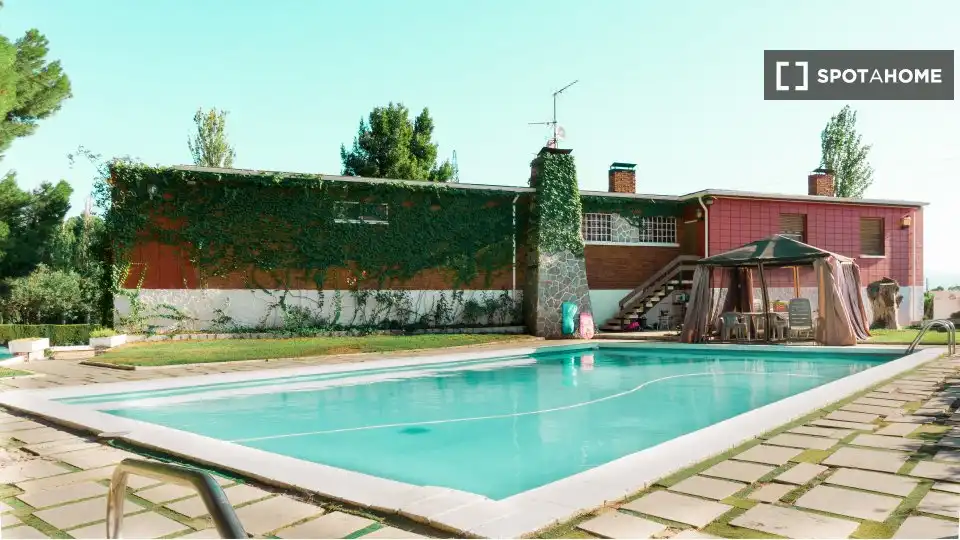 Piscina de Piso para compartir en Las Tiesas
