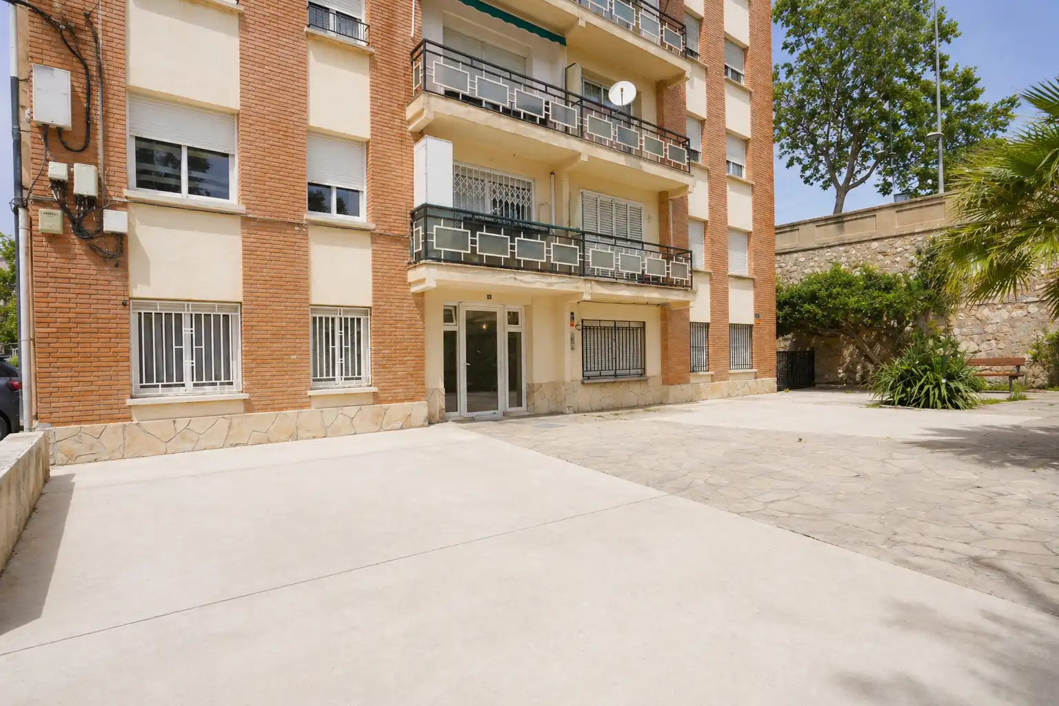 Piso en venta en Plaça Josep Maria Folch i Torres, Mestral