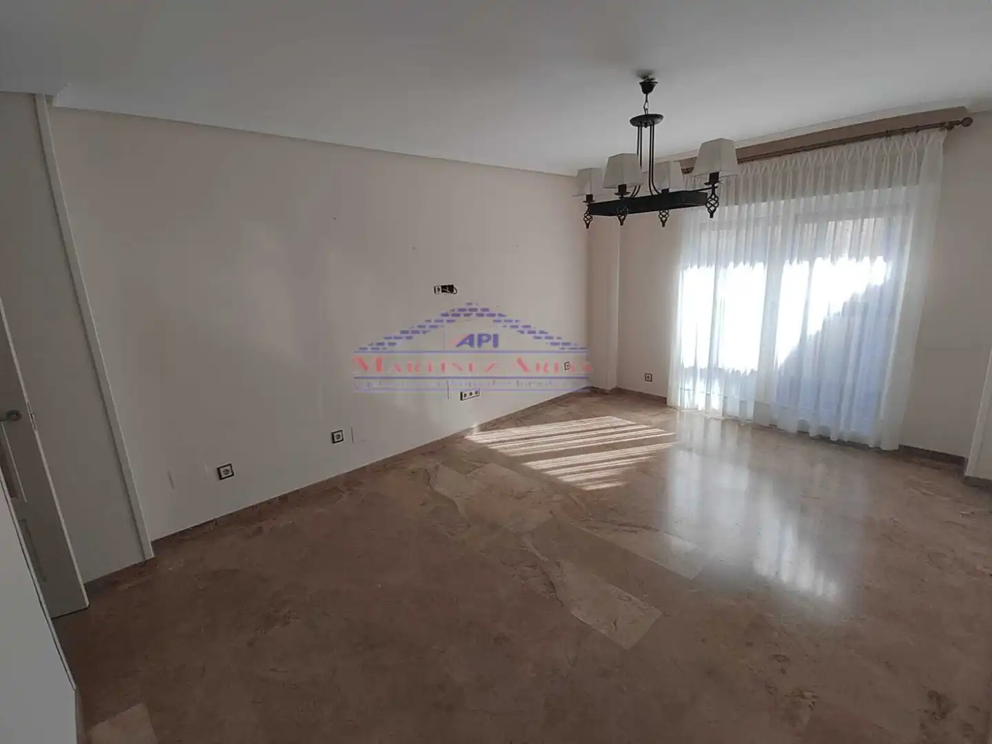 Piso con ascensor en venta en San Bartolomé - Millán de Priego