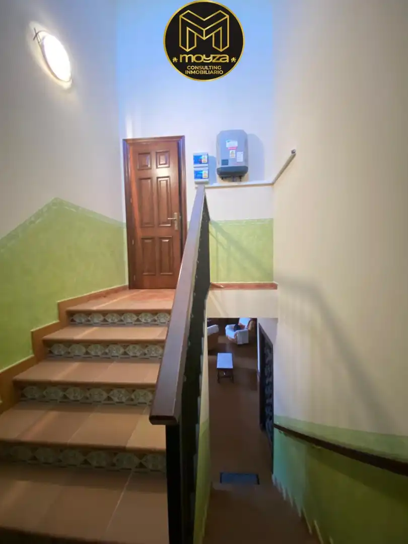 Casa o xalet en venda en Linares amb Aire condicionat, Calefacció i Terrassa