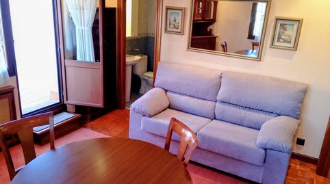 Foto 3 de Apartamento de alquiler en Calle González Besada, 10, Auditorio - Seminario - Parque de Invierno, Oviedo