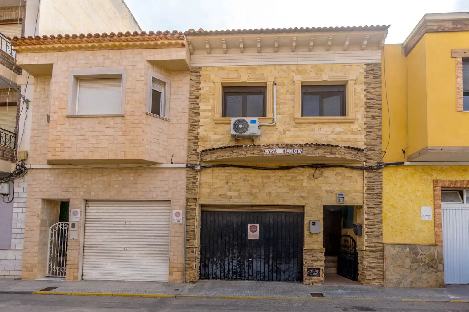 Vista exterior de Casa adosada en venta en Rojales con Aire acondicionado