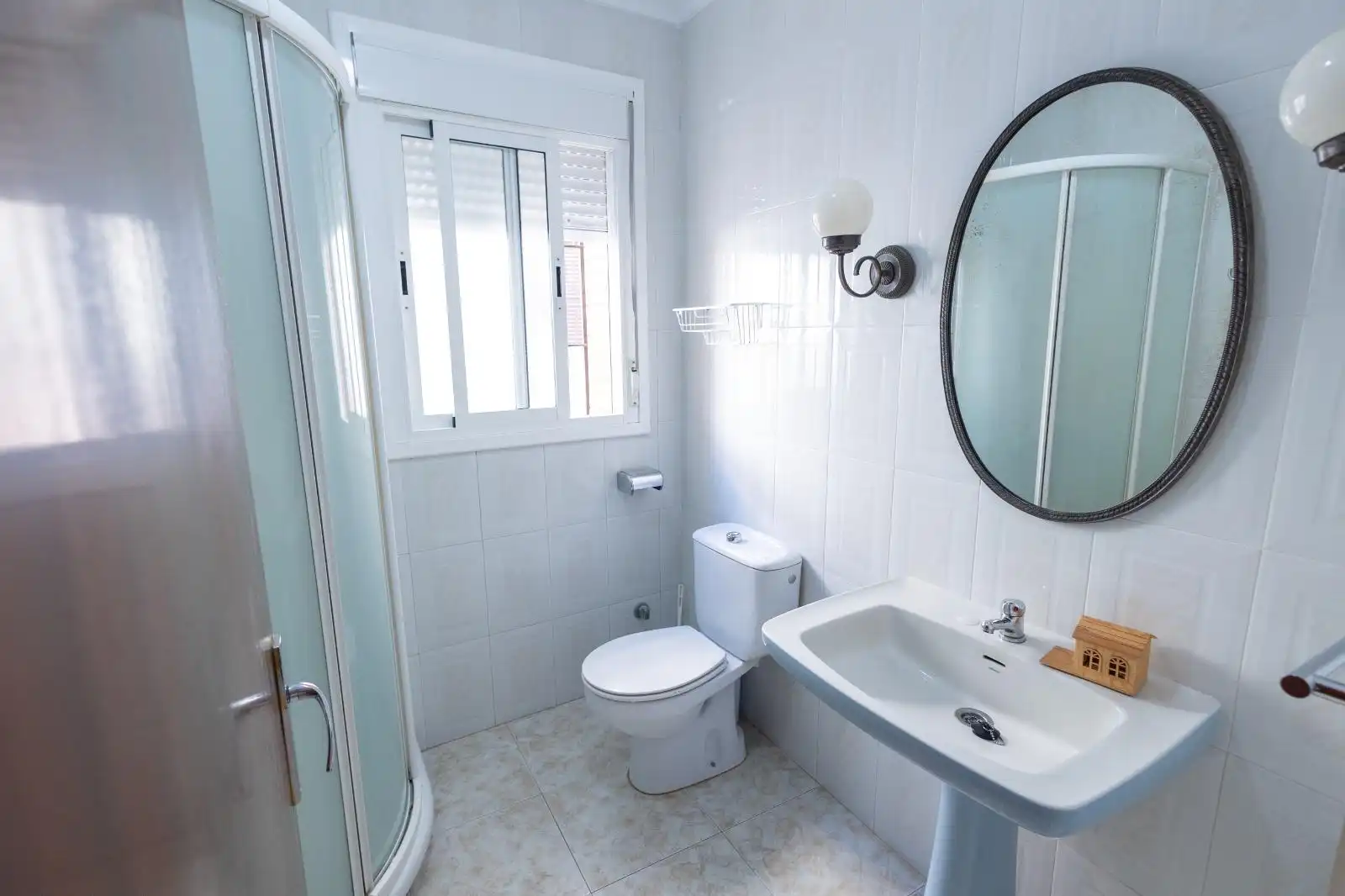 Badezimmer von Haus oder Chalet zum Verkauf in Chipiona mit Terrasse und Möbliert
