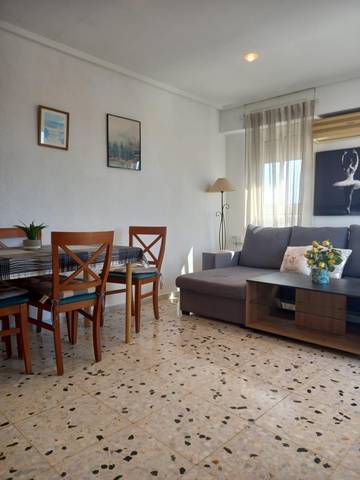 Piso en Alquiler en Reina Victoria - Miguel Hernández