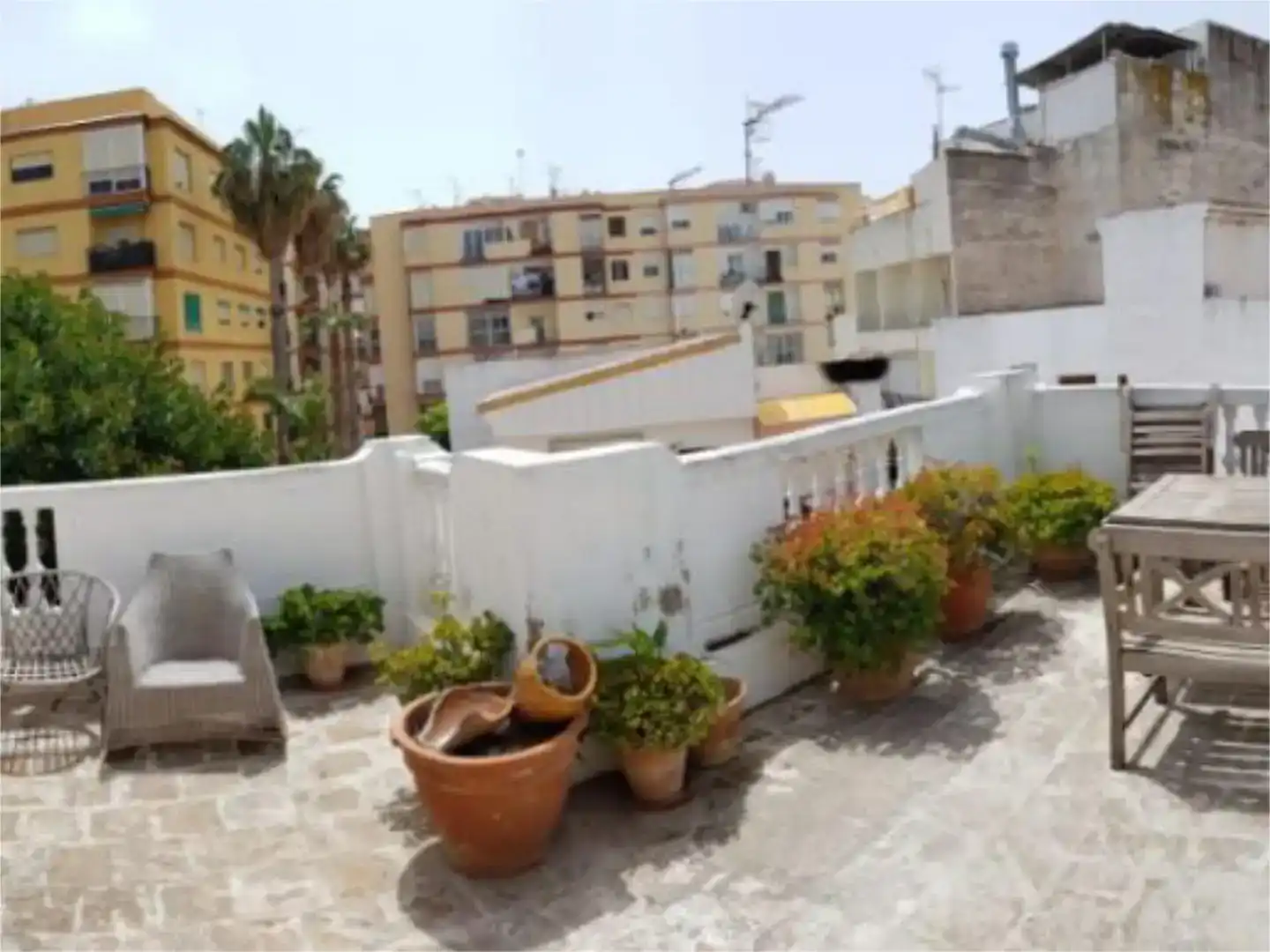 Vista exterior de Casa adosada para compartir en Almuñécar con Amueblado
