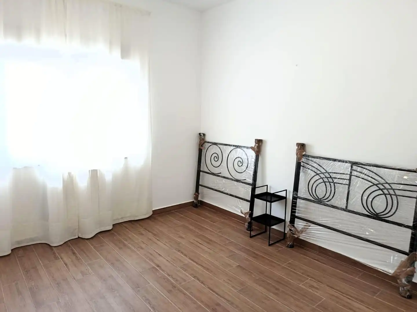 Schlafzimmer von Erdgeschoss zum Verkauf in Medio Cudeyo mit Heizung, Privatgarten und Terrasse