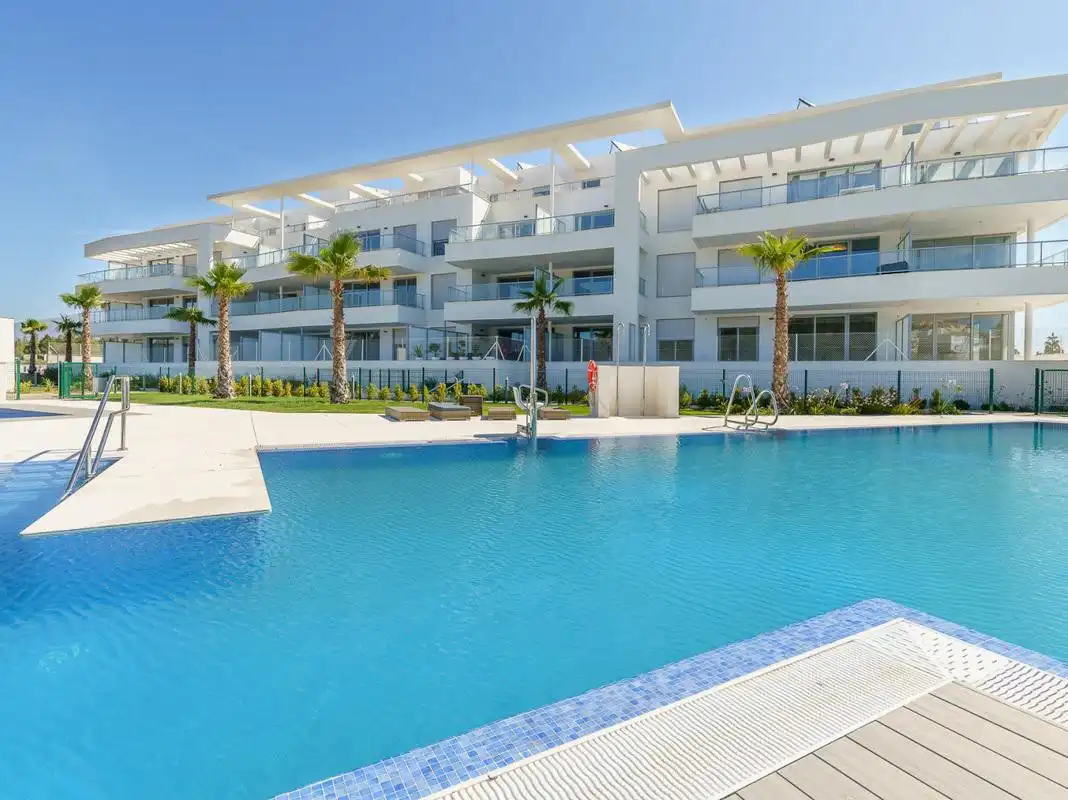 Apartament amb terrassa en venda a El Faro de Calaburra - Chaparral, imagen 24