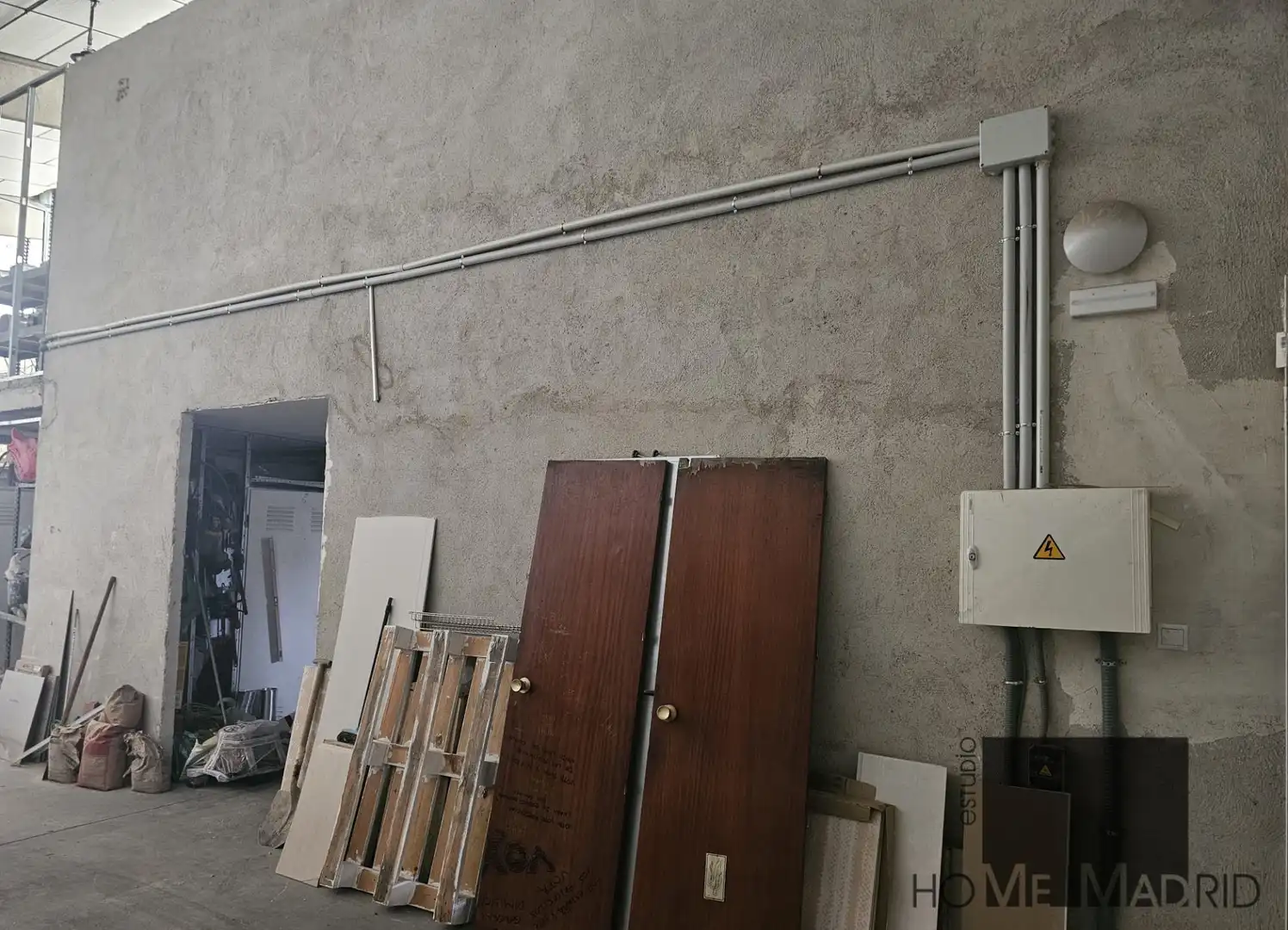 Nau industrial en venda en Alcobendas