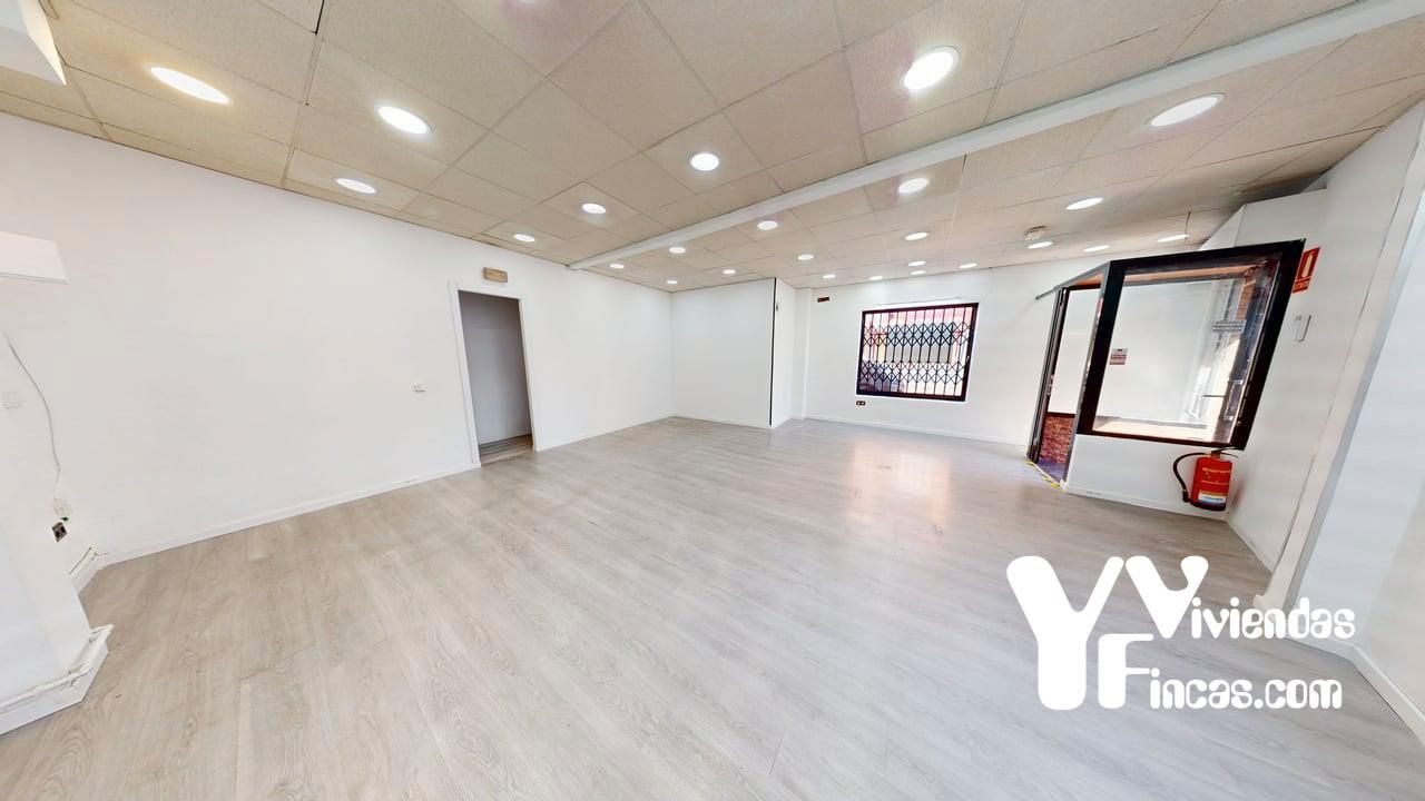 Local de lloguer a Calle Fuenlabrada, 2, San Isidro