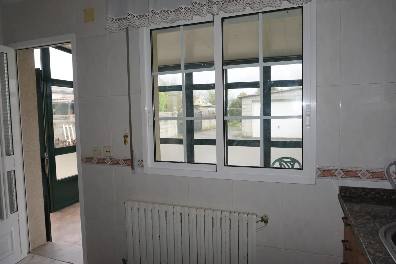 Cocina de Casa o chalet en venta en Melide con Calefacción, Jardín privado y Terraza