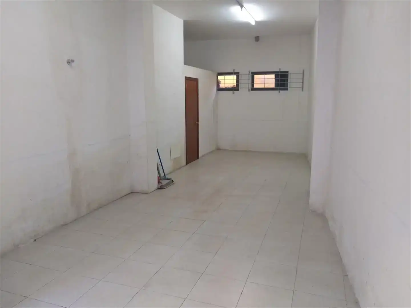 Garage for sale in Manresa