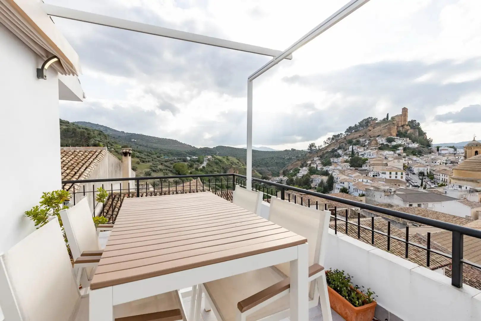 Terraza de Casa o chalet en venta en Montefrío con Calefacción y Terraza