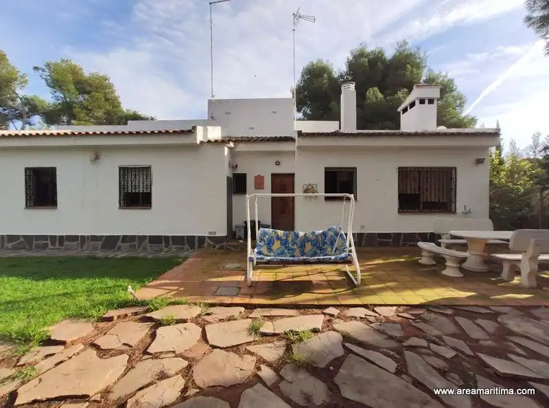 Houses for rent in Calle Murcia, Serra
