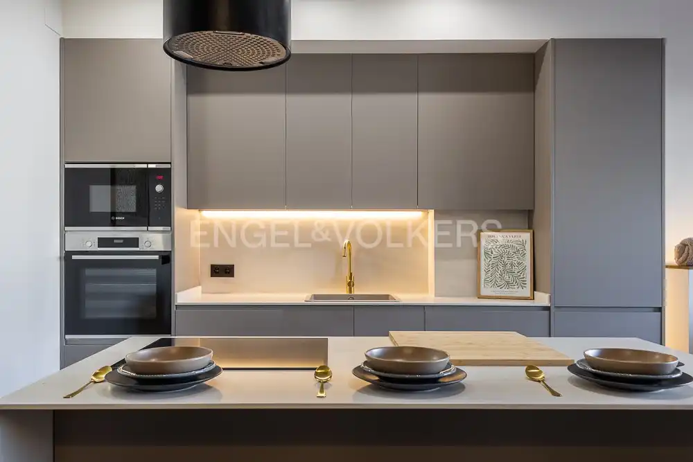 Kitchen of Flat for rent in Valencia  with Air Conditioner, Heating and Terrace