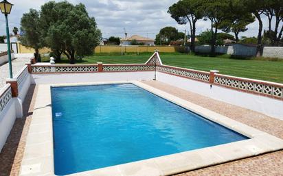 Piscina de Casa o xalet en venda en Chiclana de la Frontera amb Piscina