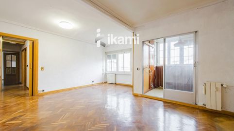 Foto 3 de Piso en venta en Media Legua, Madrid Capital