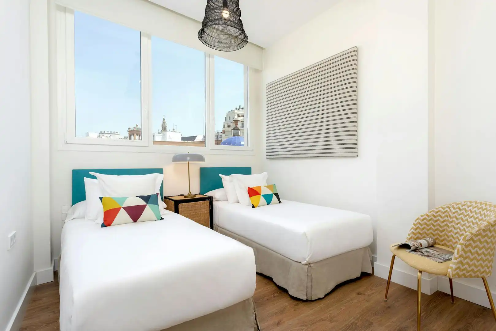 Bedroom of Flat for rent in Sevilla  with Air Conditioner, Heating and Washing machine