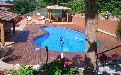 Swimming pool of House or chalet for sale in Montcada i Reixac  with Air Conditioner, Terrace and Swimming Pool