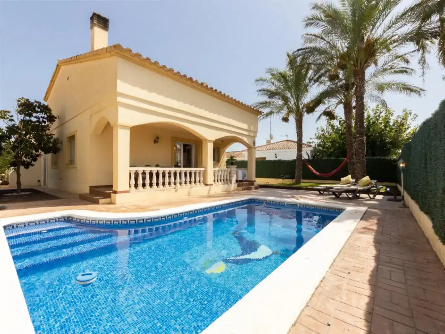 Piscina de Casa o xalet en venda en Deltebre amb Aire condicionat, Piscina i Balcó