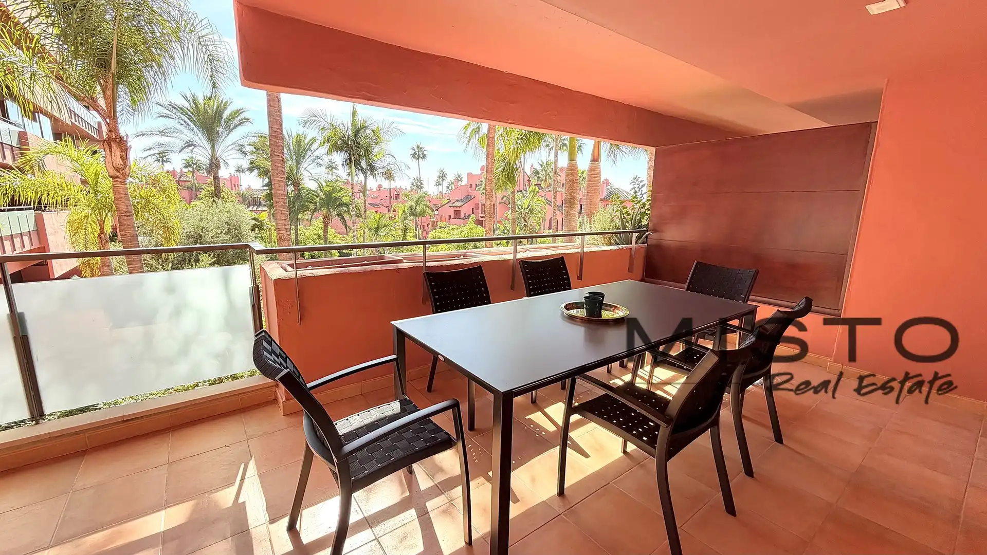 Piso de alquiler en Estepona, Málaga