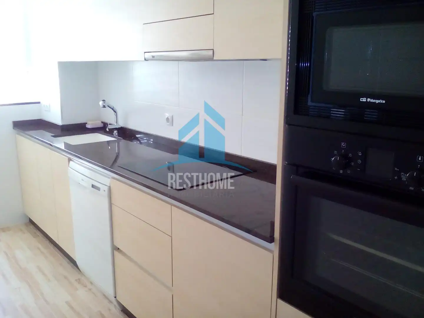 Cocina de Apartamento de alquiler en Cullera con Terraza, Amueblado y Piscina comunitaria