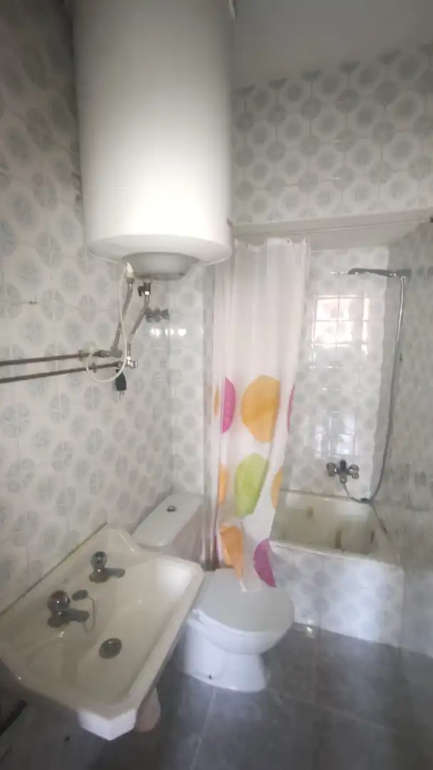 Baño de Casa o chalet en venta en San Cibrao das Viñas con Jardín privado, Terraza y Amueblado