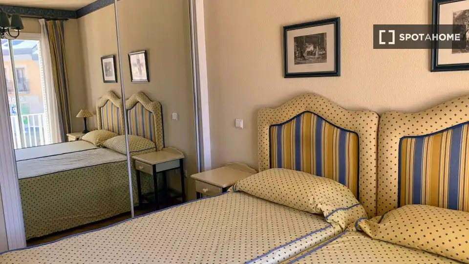 Bedroom of Apartments for share in Torrelodones  with Air Conditioner, Terrace and Furnished