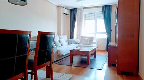 Foto 4 de Pis de lloguer a Constitucion, Virgen del Rosario, Madrid