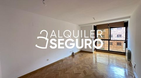 Photo 2 of Flat for rent in San Cipriano, Valdebernardo - Valderribas, Madrid Capital