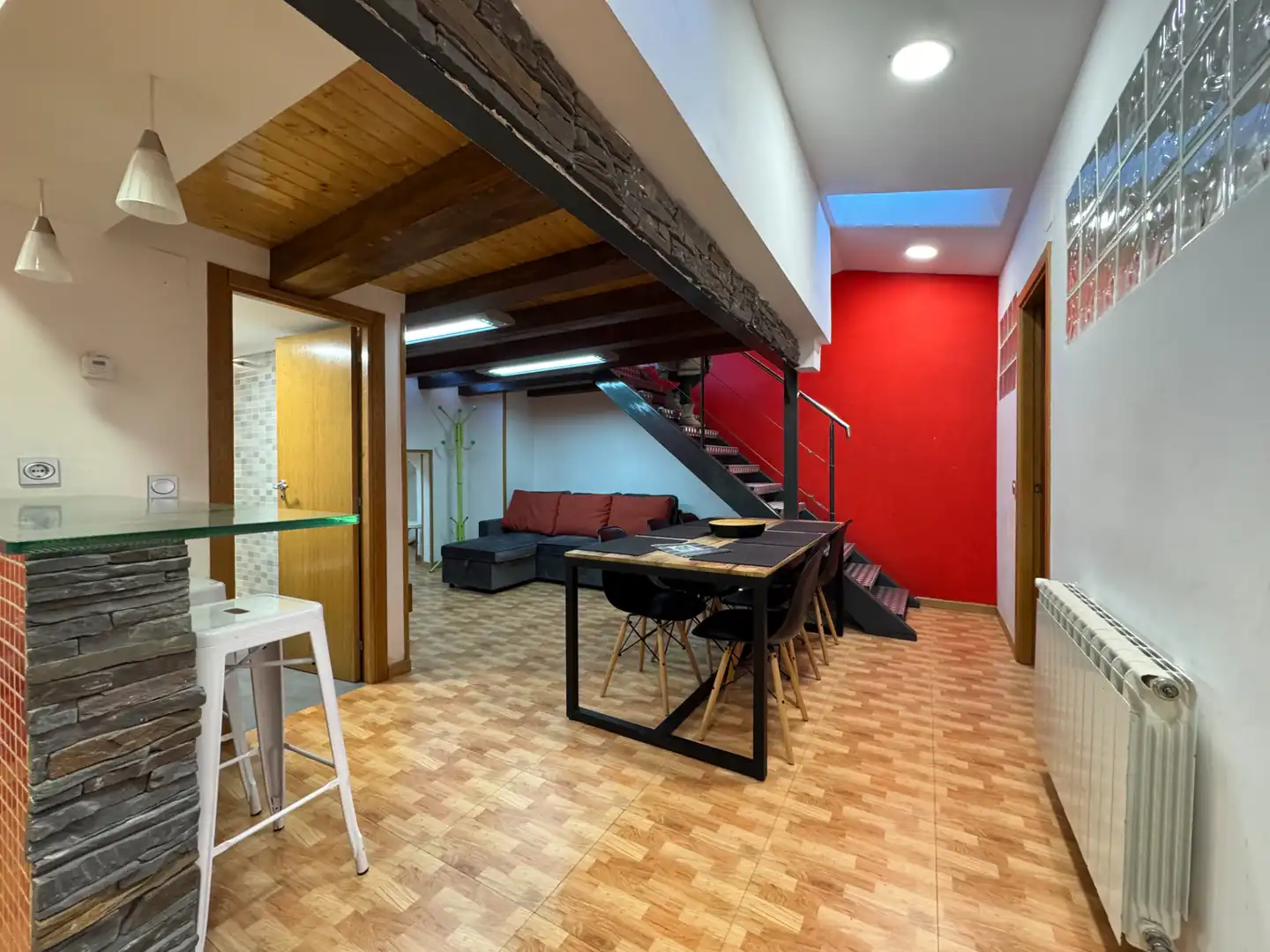 Ático en venta en Jaca con Terraza, Trastero y Amueblado