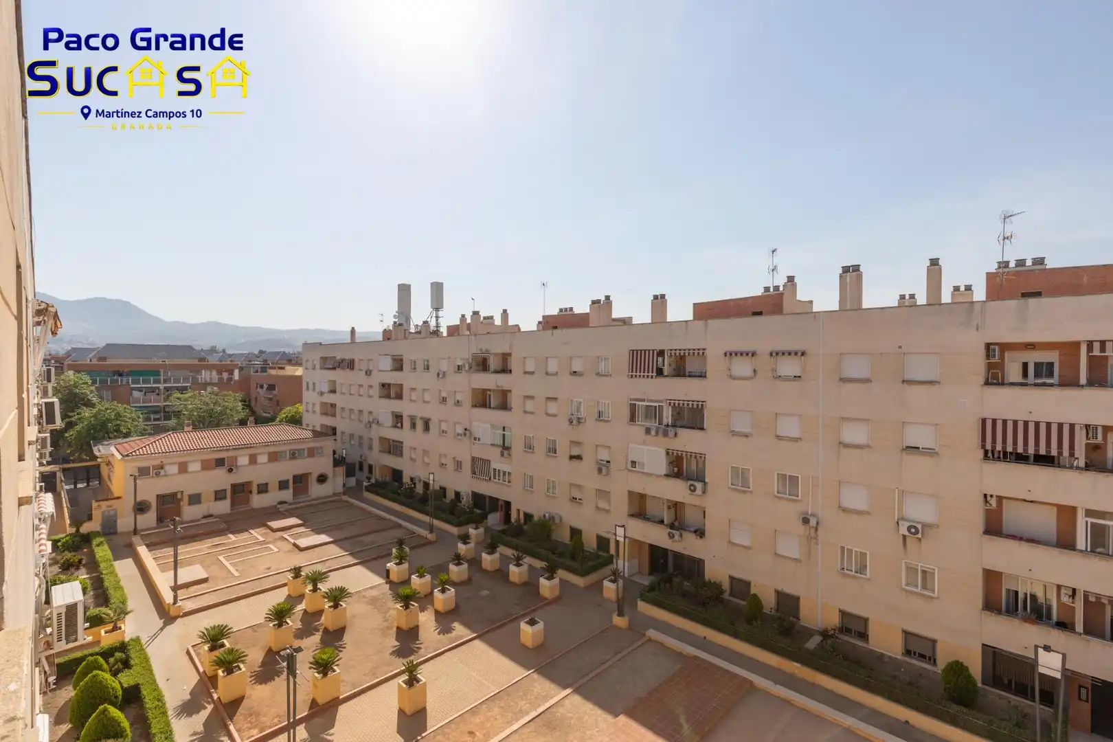 Exterior view of Flat for sale in Granada  with Heating, Terrace and Furnished