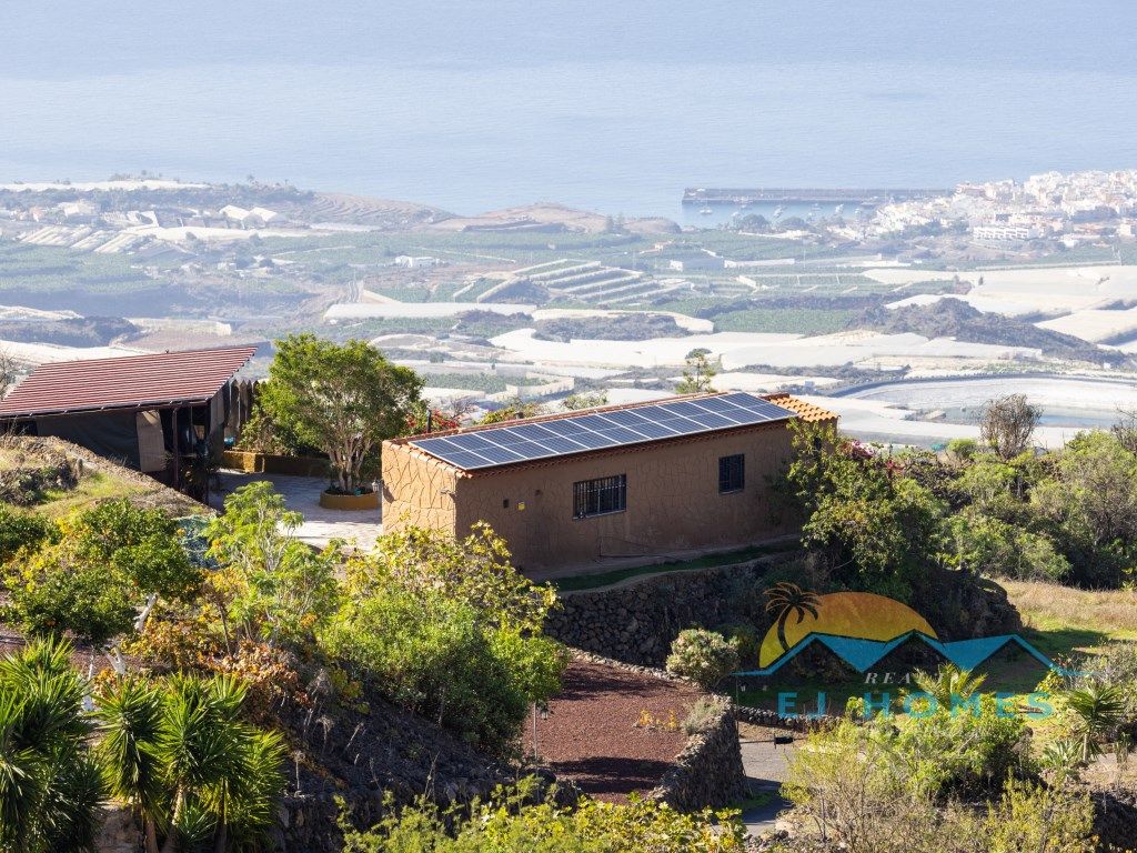 Exterior view of Country house for sale in Guía de Isora