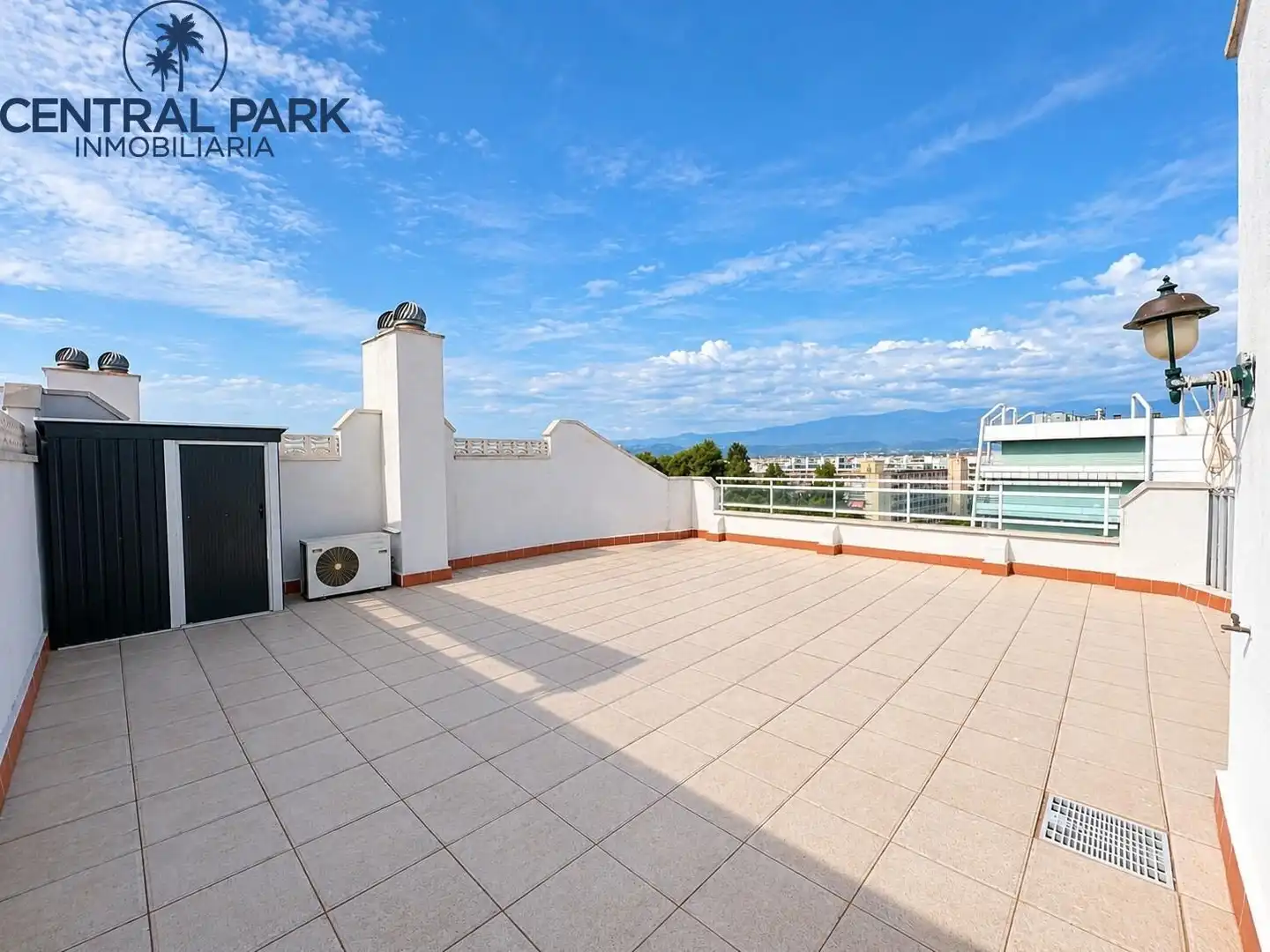 Apartamento con piscina en venta en Calle VILADOMAT, imagen 15