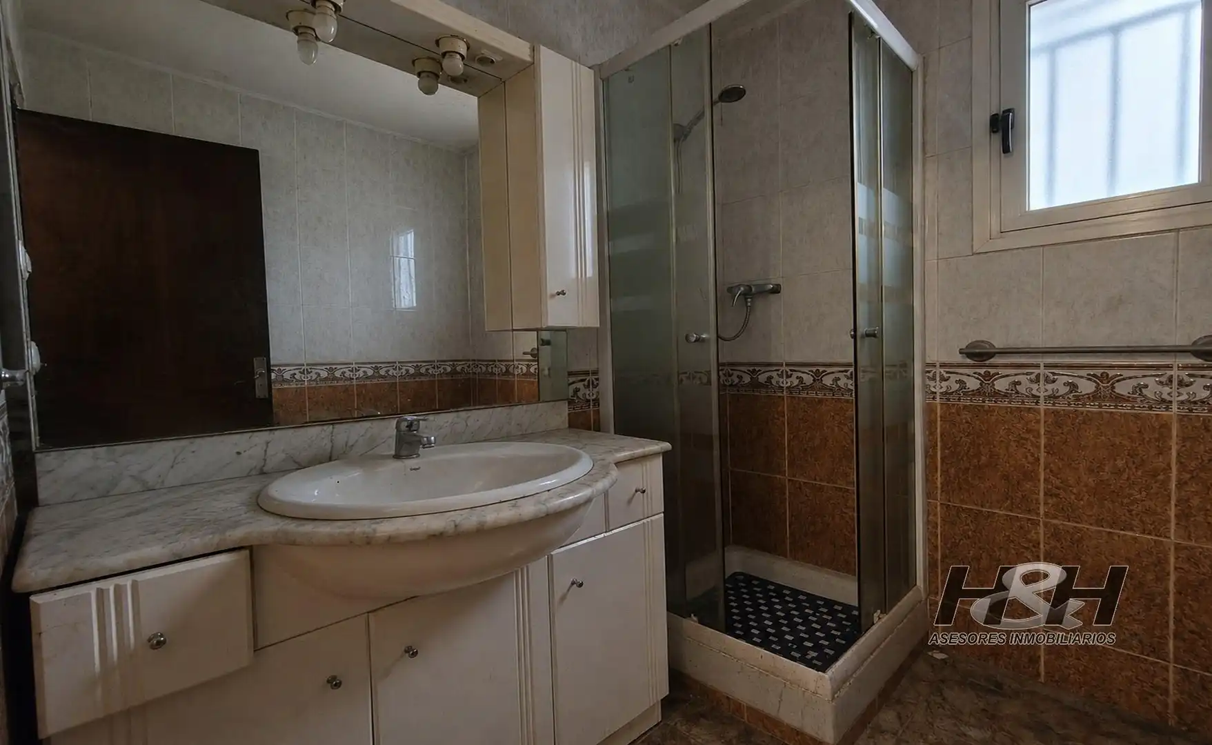 Baño de Piso en venta en Burjassot