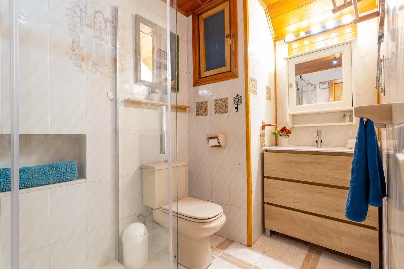Bany de Apartament en venda en Salou amb Aire condicionat, Jardí privat i Terrassa