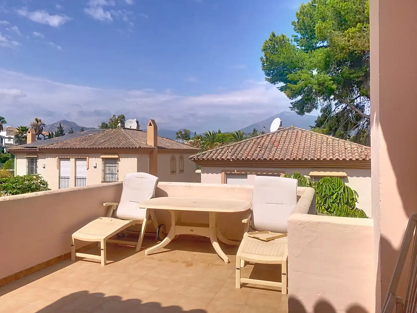 Terrassa de Casa adosada en venda en Marbella amb Jardí privat, Terrassa i Piscina