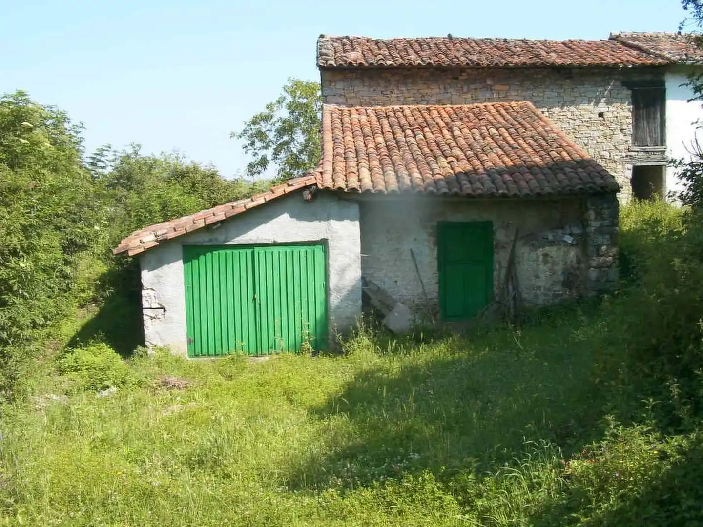 Vista exterior de Casa o xalet en venda en Villaviciosa amb Piscina