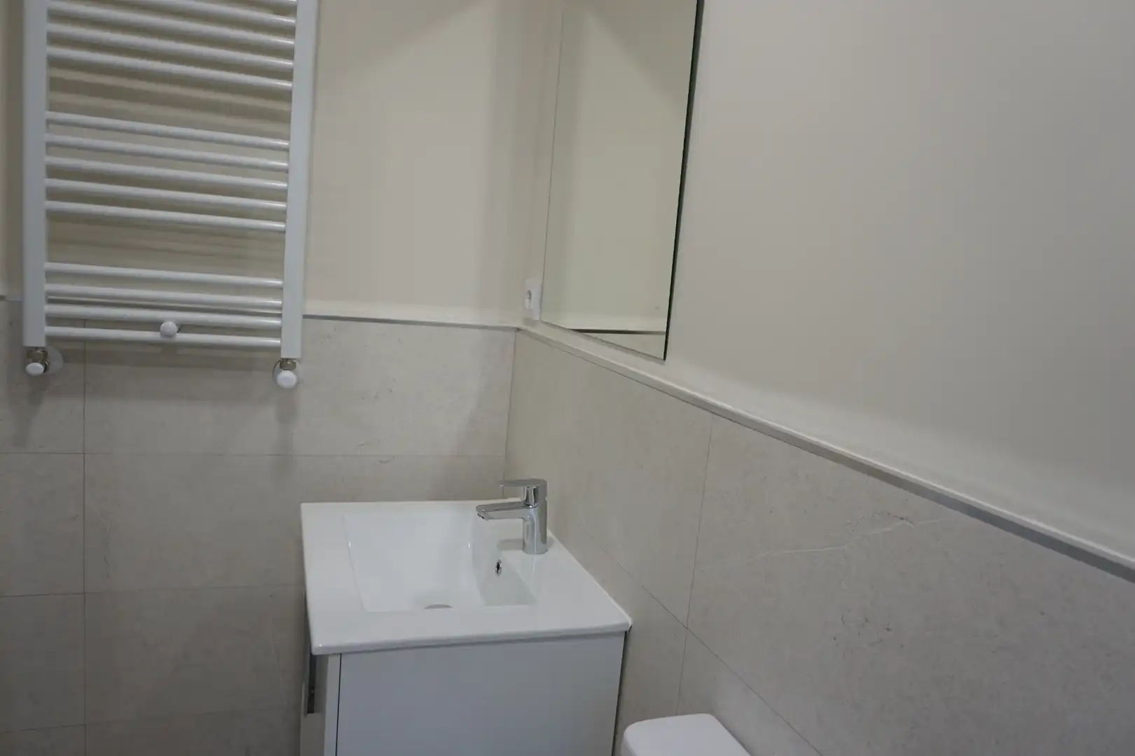 Bany de Casa o xalet per a compartir en Ávila amb Calefacció, Moblat i Rentadora