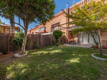 Casa a schiera con balcone in vendita a Centro