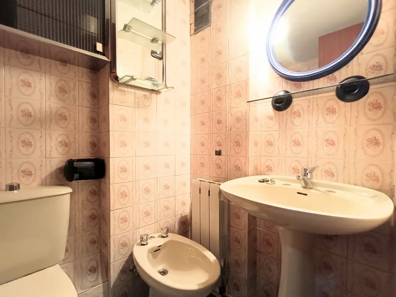 Badezimmer von Wohnung zum Verkauf in Madrid mit Heizung, Parkett und Terrasse