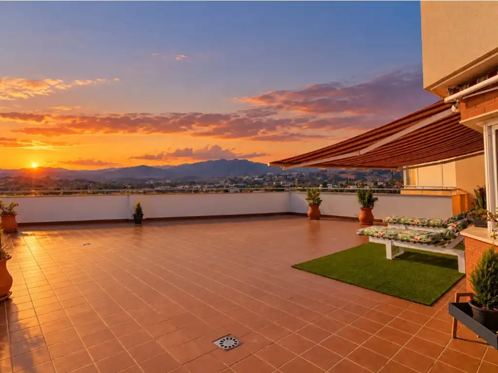 Ático con terraza de más de 100 m, garaje, trastero y piscina en Las Lagunas, imatge 2