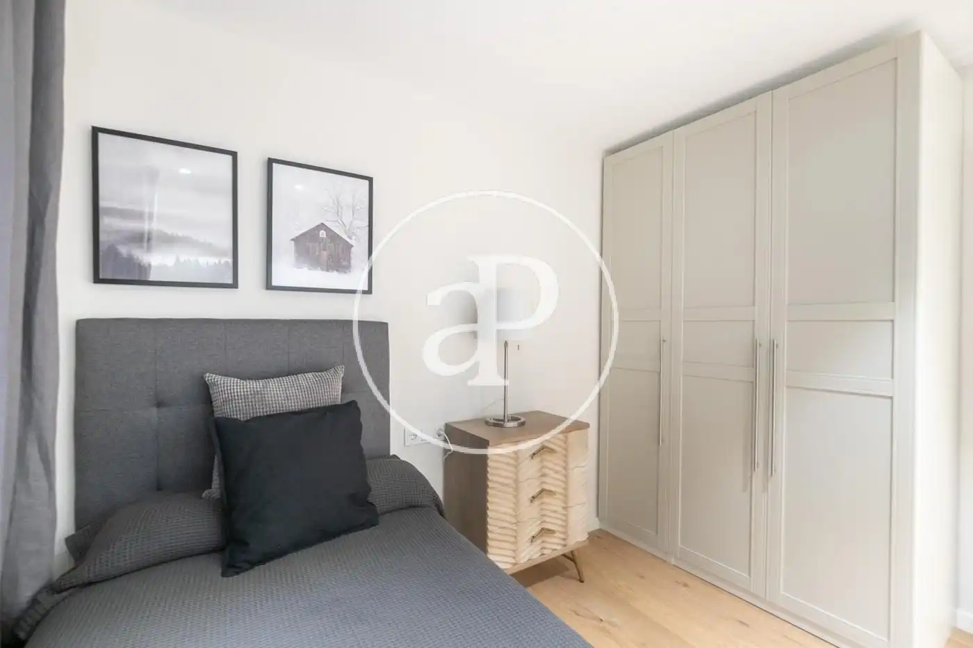Flat for rent in Corsega, La Nova Esquerra de l'Eixample