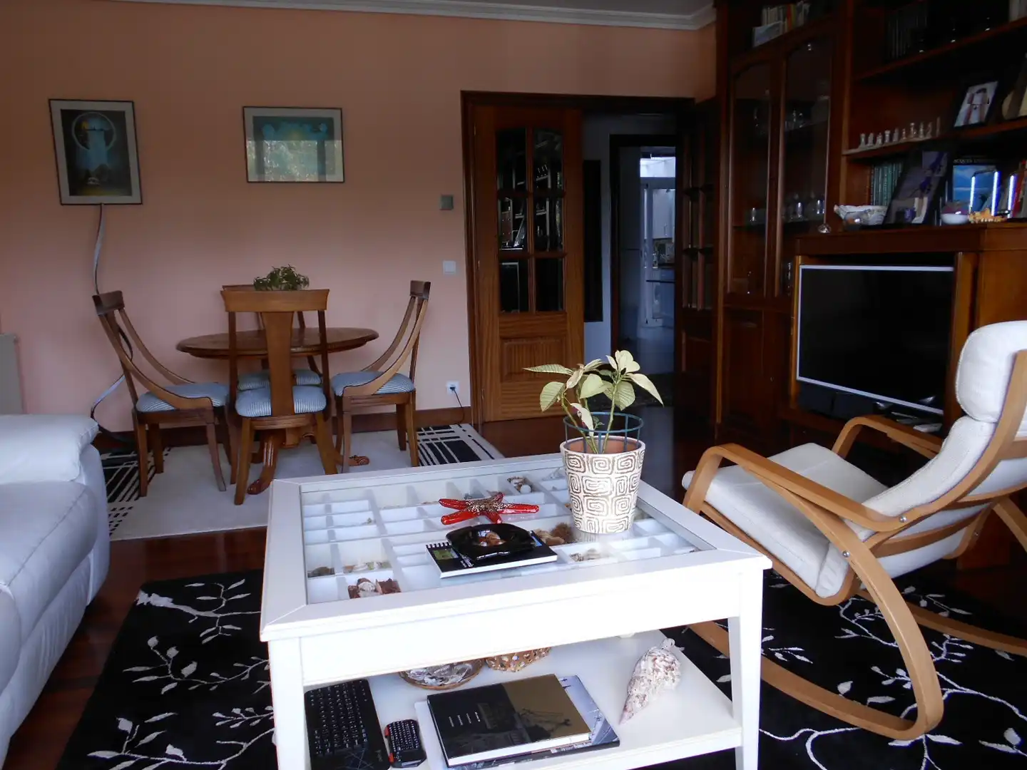 Sala de estar de Piso en venta en Loiu con Calefacción, Trastero y Horno